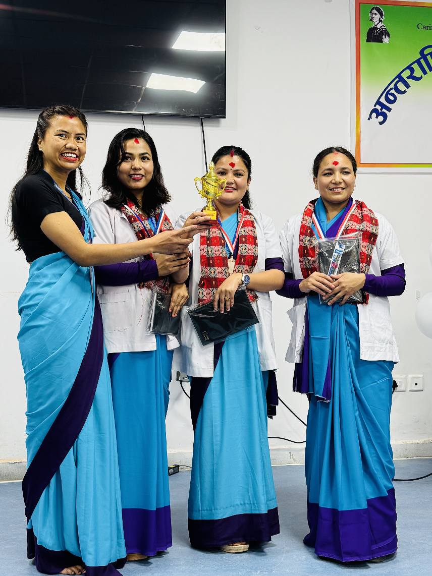 अस्पताल नर्सिङ बिभाग मार्फत बिभिन्न कार्यक्रम गरि अन्तराष्ट्रिय नर्सिङ दिवस मनाइयो ।