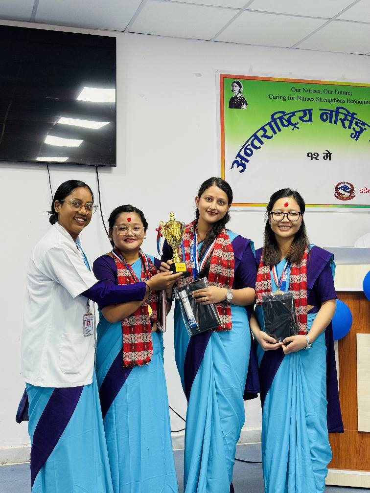 अस्पताल नर्सिङ बिभाग मार्फत बिभिन्न कार्यक्रम गरि अन्तराष्ट्रिय नर्सिङ दिवस मनाइयो ।